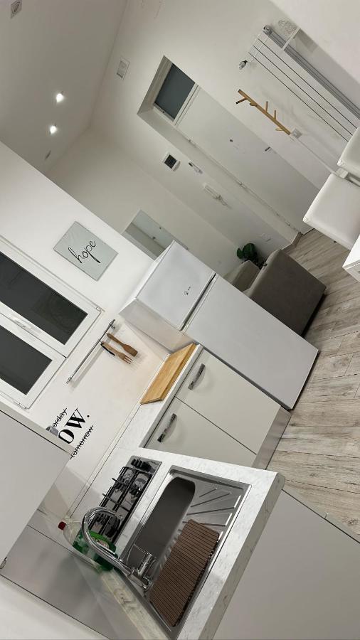 B&B Nicolai Centrale 바리 외부 사진